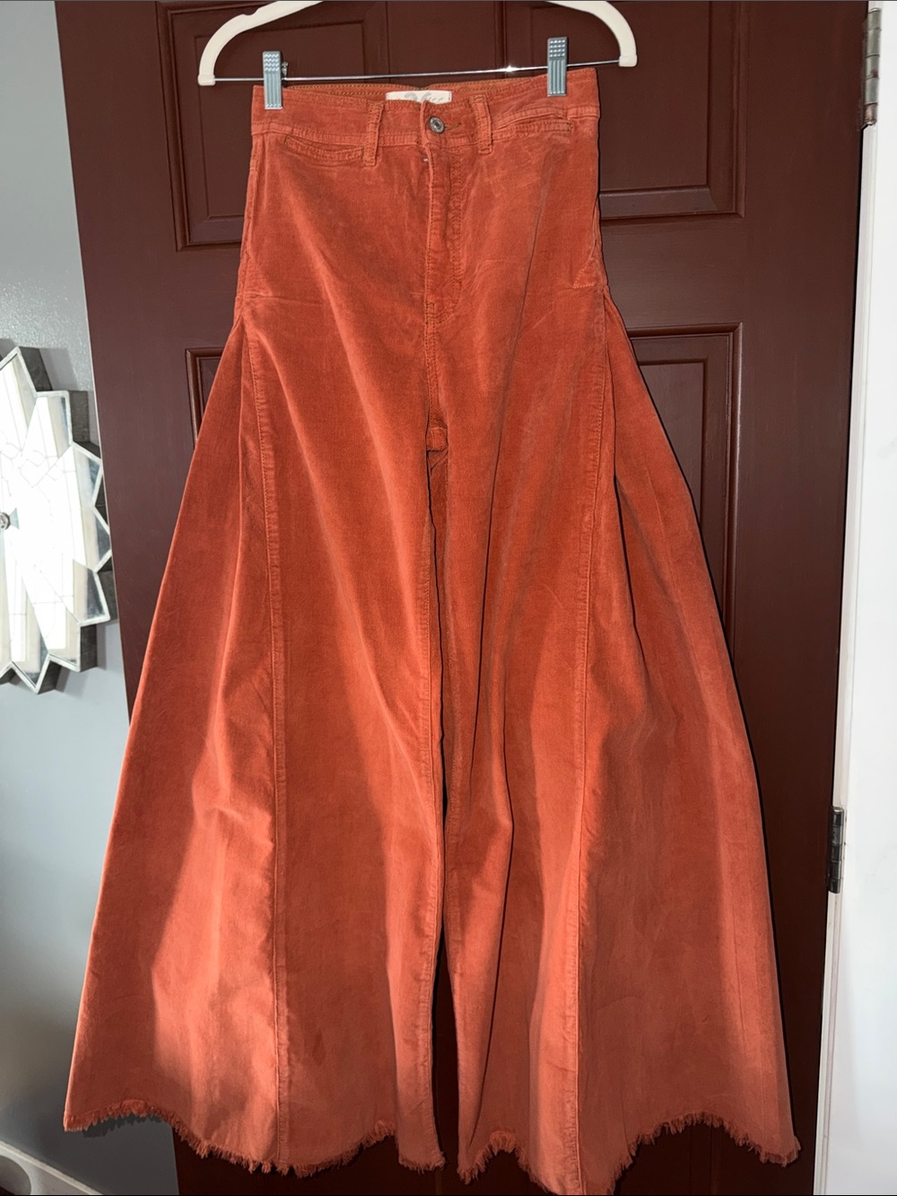We The Free Free People Rust Corduroy Super Flare Bell Bottom Pants Size 26 - Picture 2 of 5